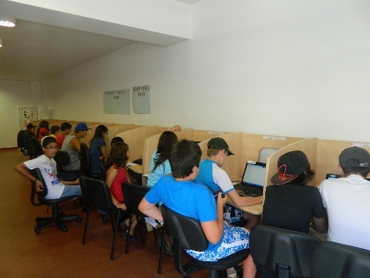 CAÇA AOS ESPAÇOS INTERNET